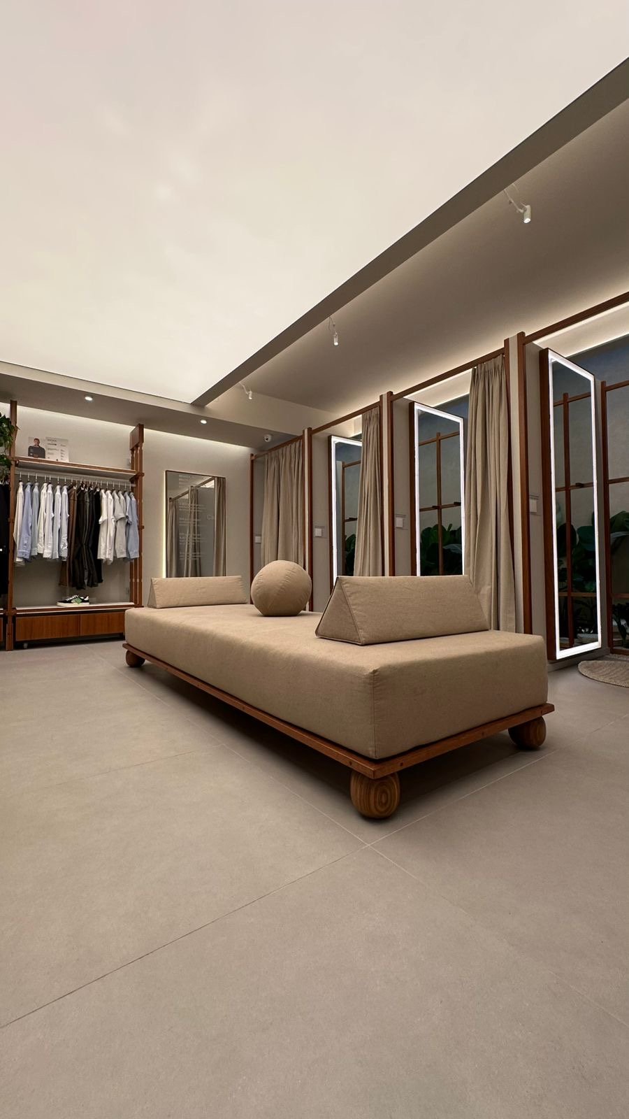 Image hover effect image