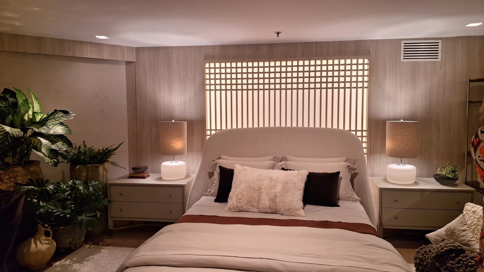 Image hover effect image