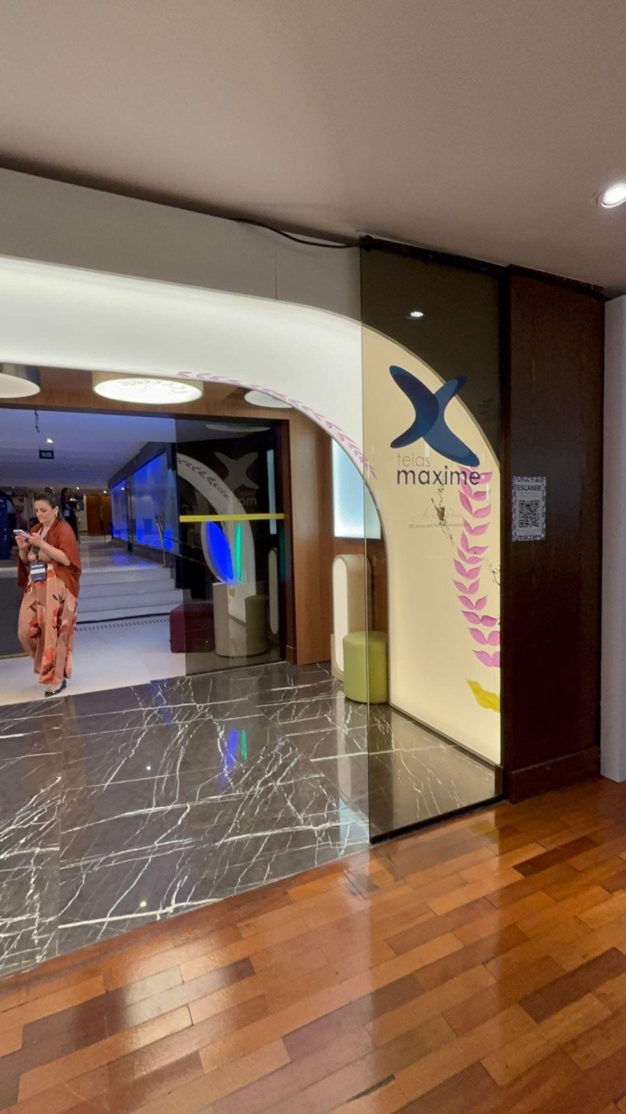 Stand 'Luz em tela' da Maxime no LED Fórum 2025